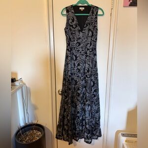 Elegant Black and Gray Floral Dress